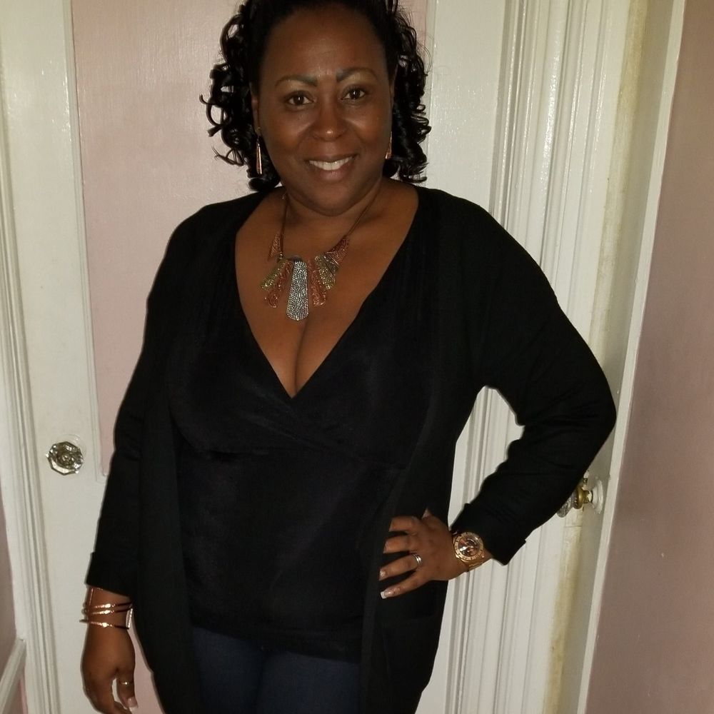 Meet your Posher, Debra